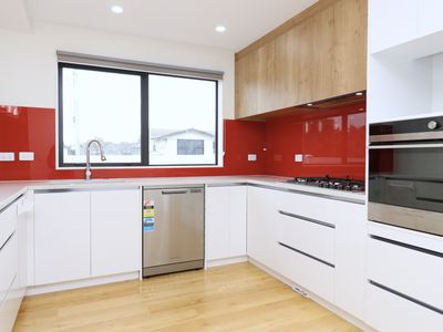 20 James Street, Mangere East