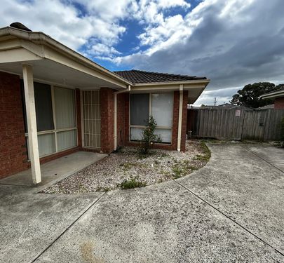 3 / 6-8 STRABANE WAY, Hampton Park