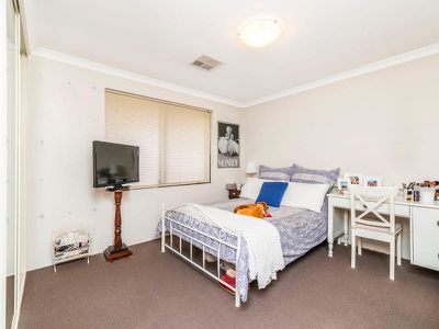 SOLD 4 Amery, Como