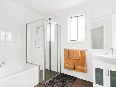 2 / 27A Hennesy Street, Flinders