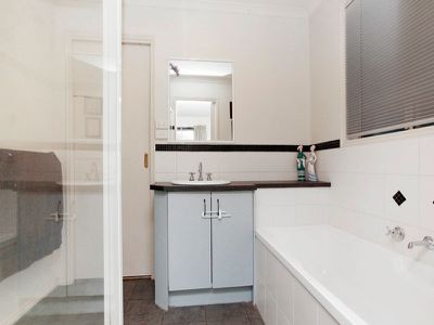 61 Bella Crescent, Hallam