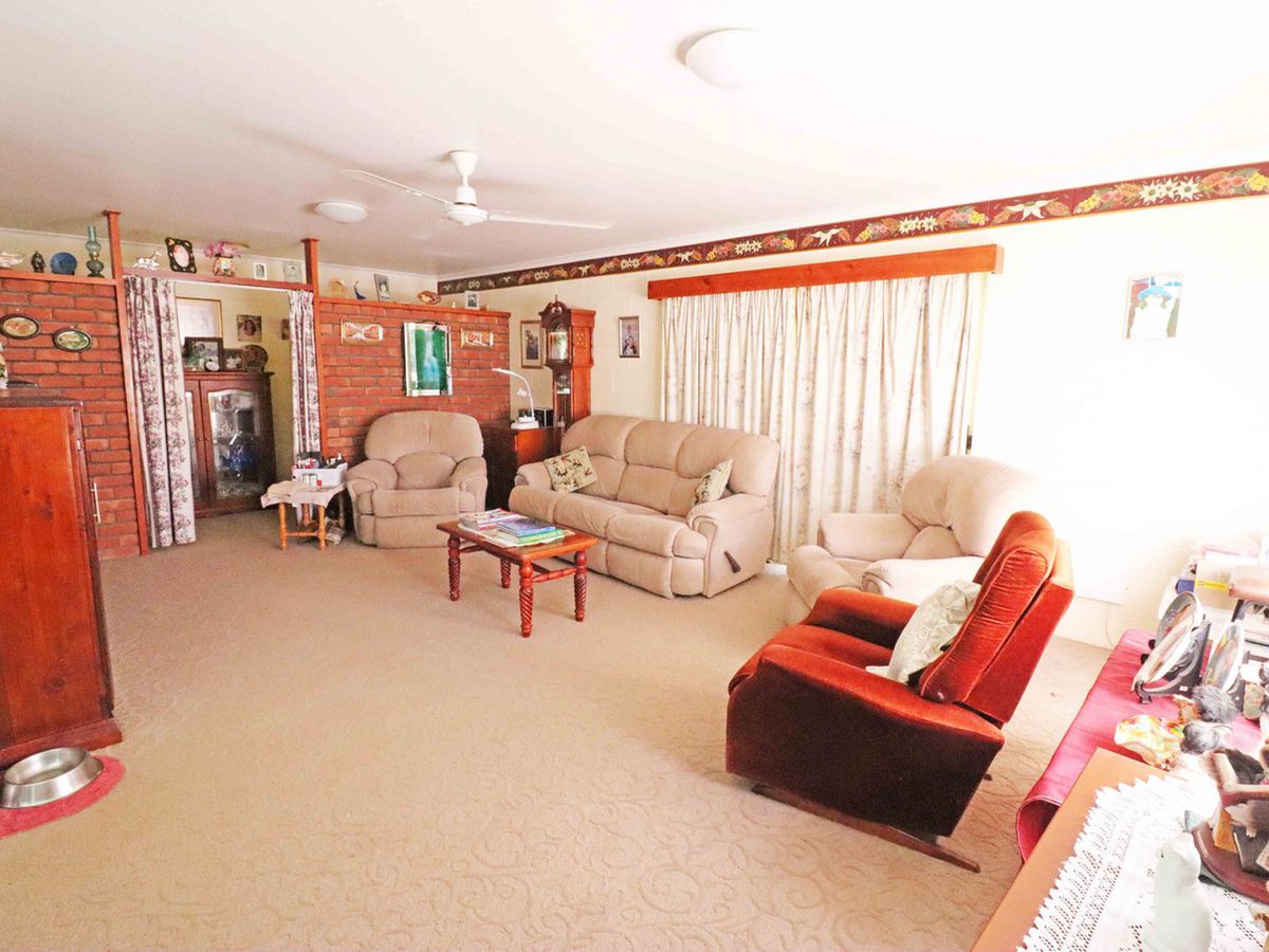 143 KOCI ROAD, Atherton