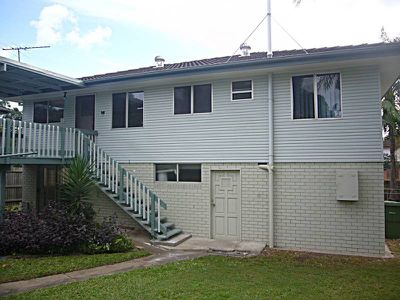 84 Woodlands Drive, Rochedale South