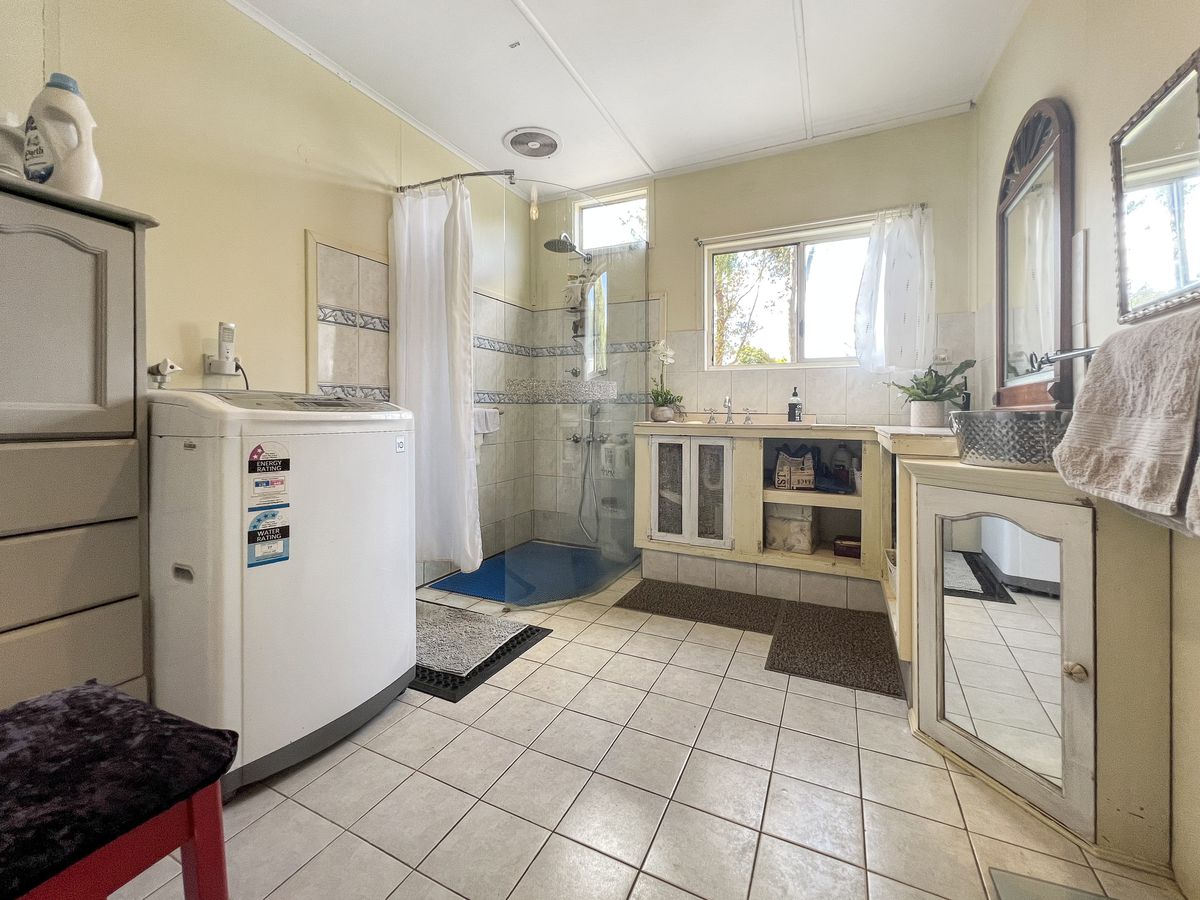 13 Panoramic Drive, Atherton