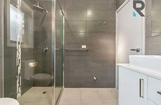 1 / 5 Falmer Place, Craigieburn