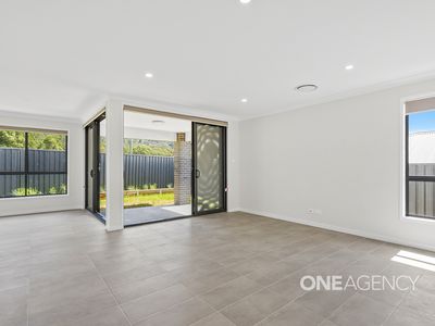 21 Cockatoo Crescent, Calderwood