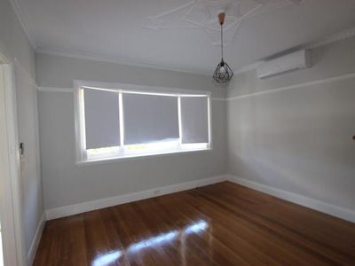 10 Clonard Avenue, Geelong West