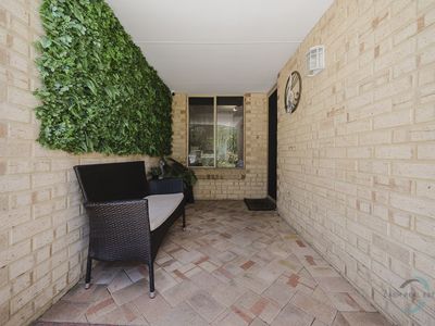 72 Silkeborg Cres, Joondalup