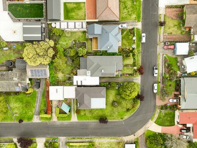18 Sunnyside Drive, Mount Gambier