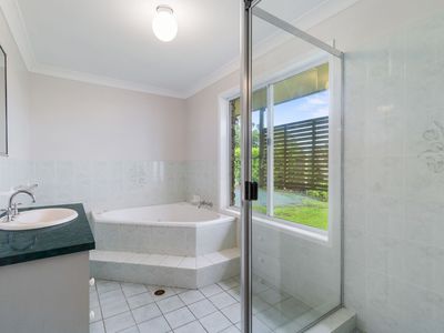 1 Cheviot Court, Caboolture South