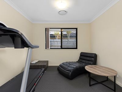 24 Worchester Crescent, Wakerley