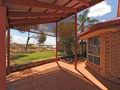 29 Tindals Crescent, Hannans