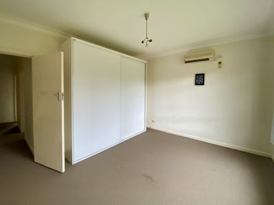 1 / 19 Kurrajong Avenue, Glen Waverley