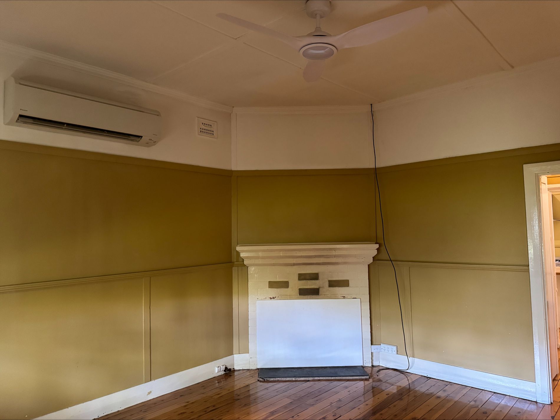 82 Mitchell Street, Parkes