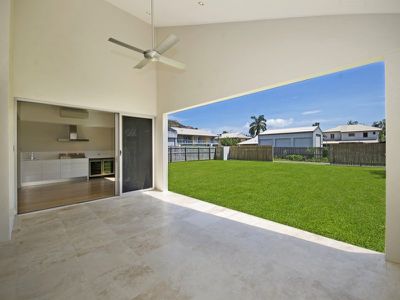 25 First Avenue, Railway Estate