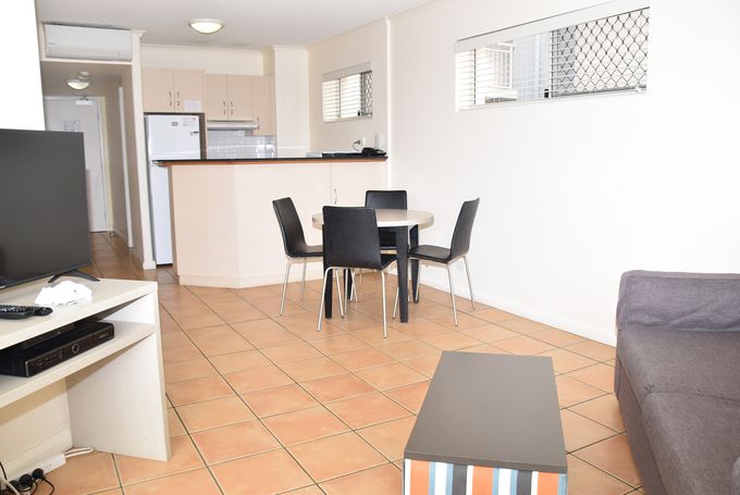 214 / 180 Alexandra Parade, Alexandra Headland