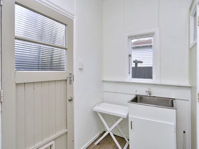 36 Hopkins Street, Woolston