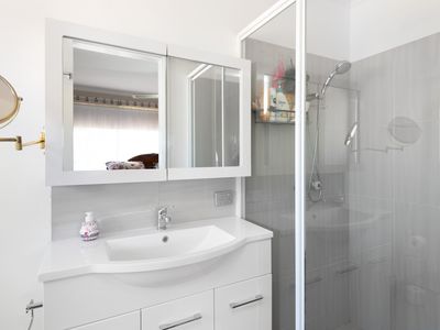 17 Littlewood Place, West Lamington