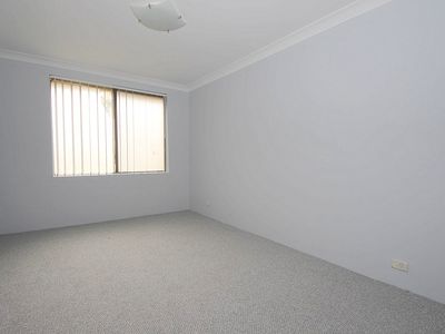 7 / 33 Sir Joseph Banks Street, Bankstown