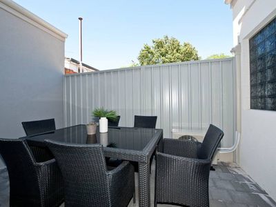 *4/10 Swanston Street, Yokine