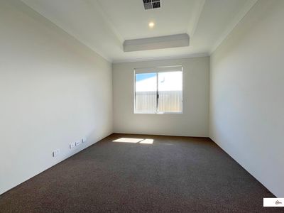7 Siesta Way, Madora Bay
