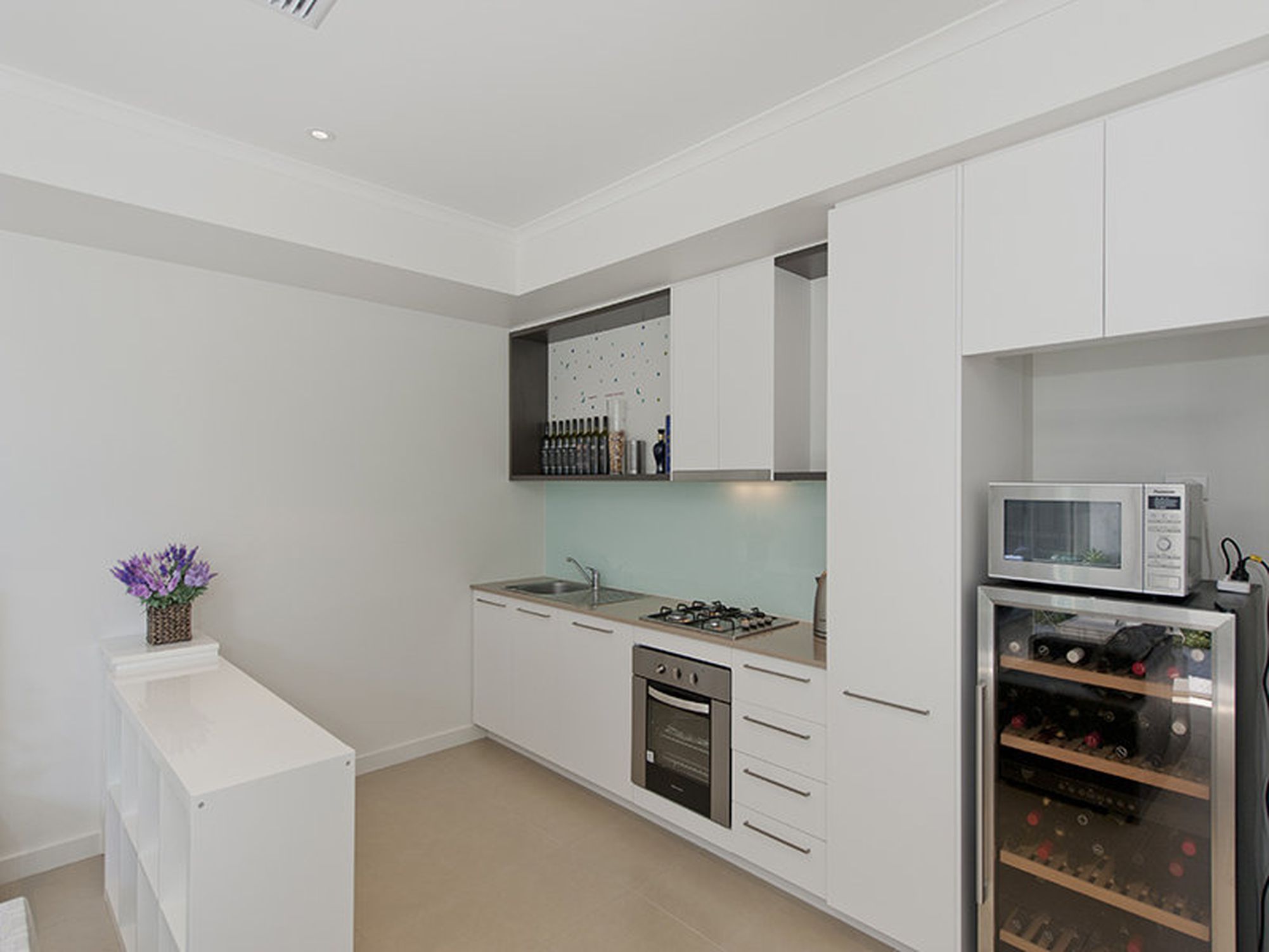 4A Gulnare Grove, Northgate