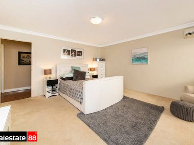 10 St Oswald Rise, Churchlands