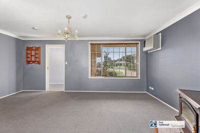 16 Blaxland Way, Tamworth