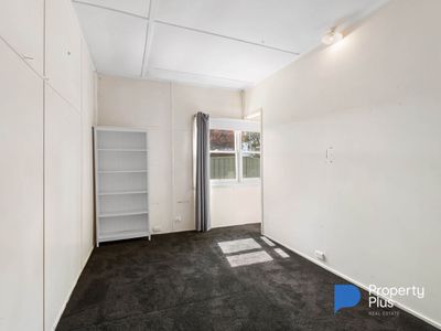 320 High Street, Kangaroo Flat