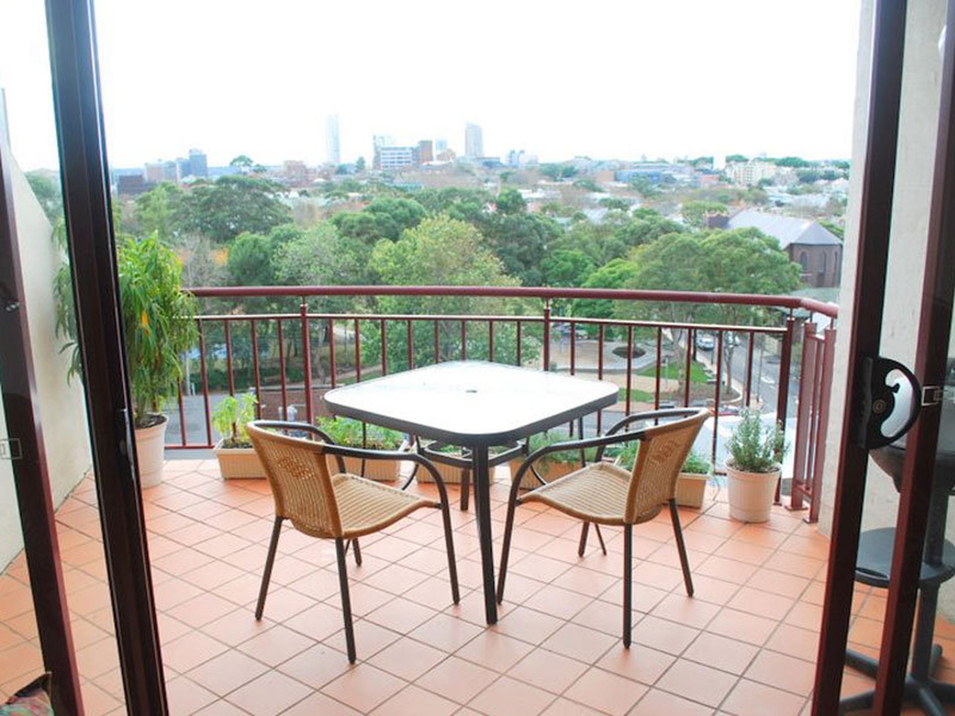 1002 / 508 Riley Street, Surry Hills