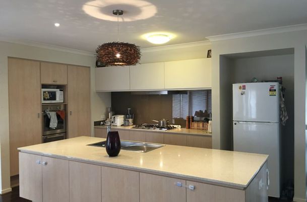 24 Oakgrove Drive, Craigieburn