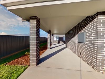 4B  Preston Court, Dubbo