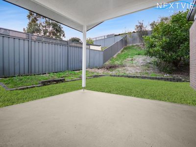 27 Wedgetail Street, Fletcher
