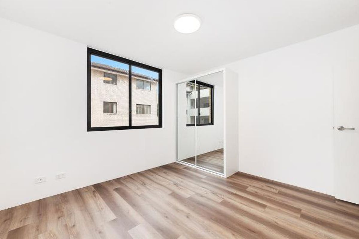 1 / 18-20 Francis Street, Bondi Beach