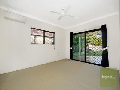 7 Columbia Way, Douglas