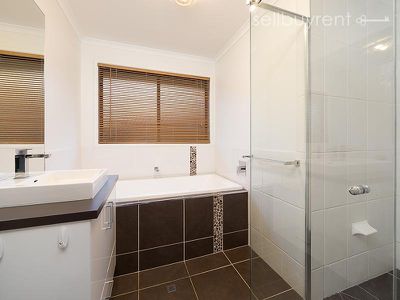 31 MCFARLAND ROAD, Wodonga
