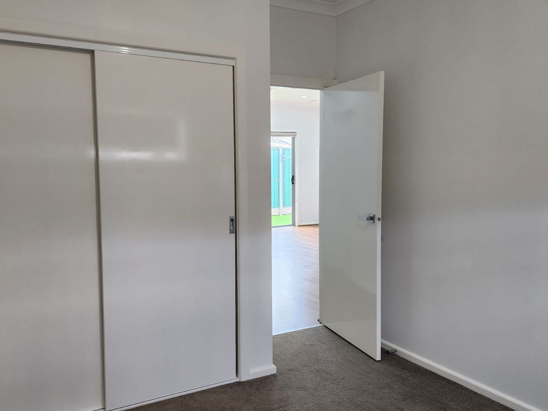 2 / 29 Cassowary Avenue, Werribee