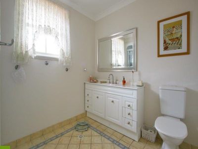 147 Central Avenue, Oak Flats