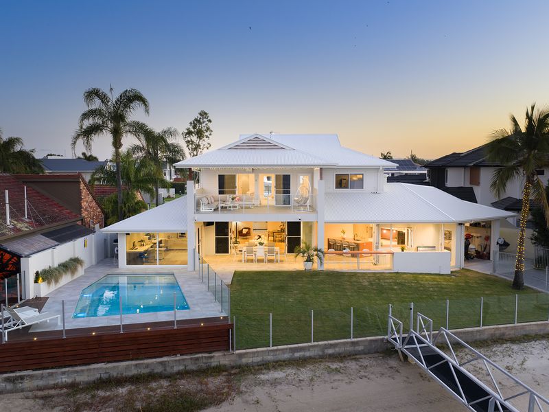 25 Drysdale Place, Paradise Point