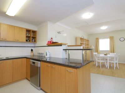 7 / 116 Mounts Bay Road, Perth