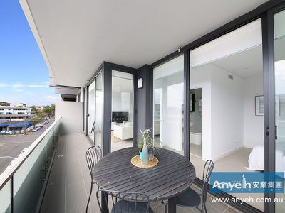 504 / 8 Hilly Street, Mortlake