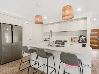 14 Dillon Drive, Kelso