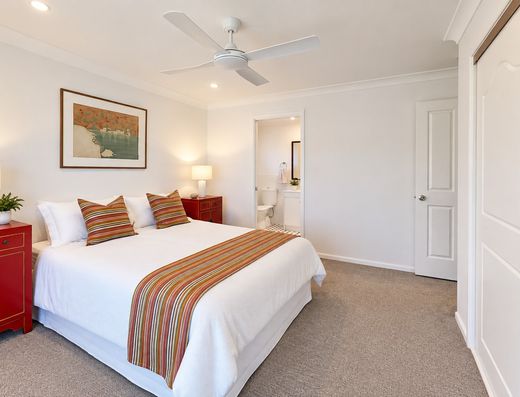 Spacious, Light-Filled Living in a Quiet Old Tewantin Cul-de-Sac image 11