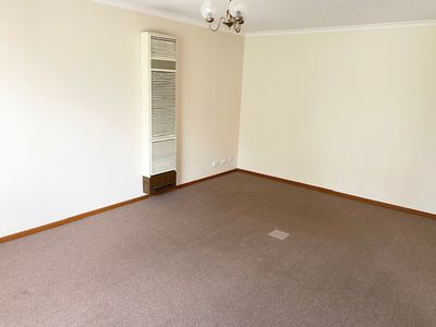 2 / 10 Sinns Avenue, Werribee