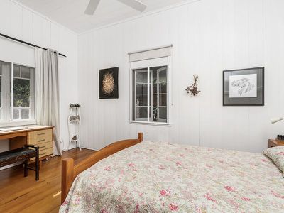 4 Clifford Street, South Golden Beach