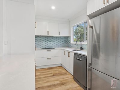 24 Nicholson Crescent, Toukley