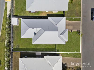 26 Ribaldo Circuit, Burdell
