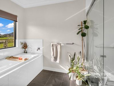 39-43 Brumby Drive, Woodhill