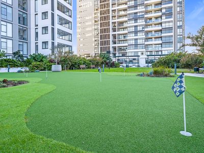 417 / 11 Solent Circuit, Norwest