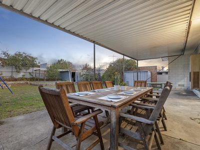 20 Frontenac Avenue, Panorama